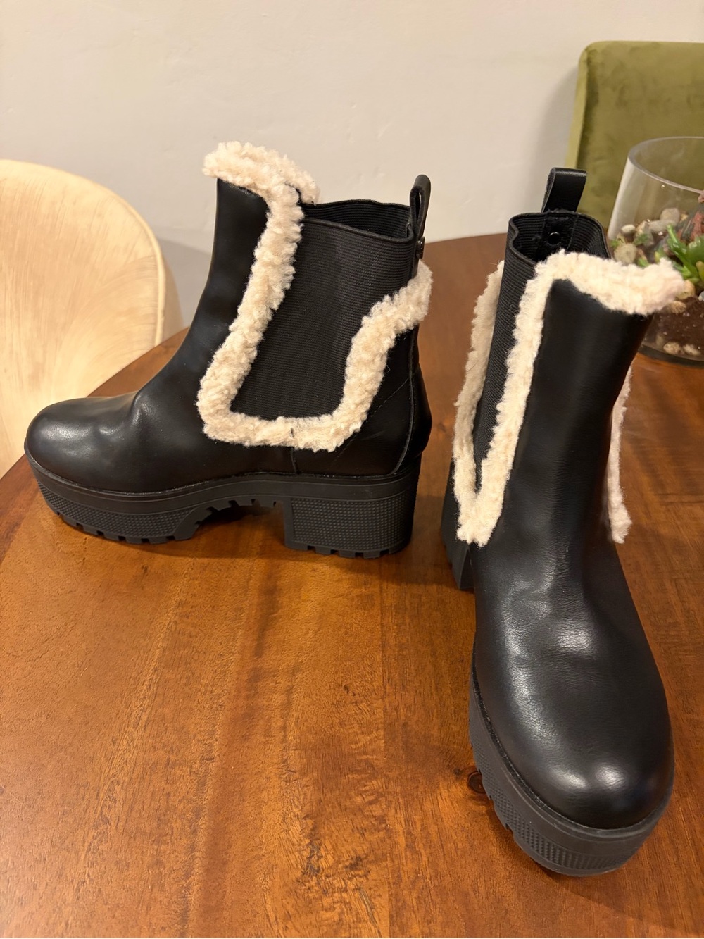 Nine West Black Platform Chelsea Ankle Boots with Cream Shearling Trim